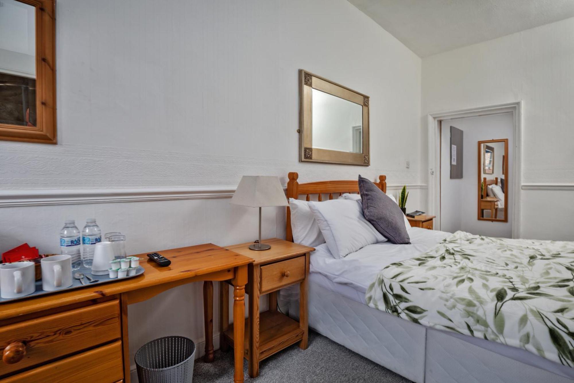 Serenity Guest House Scarborough Buitenkant foto