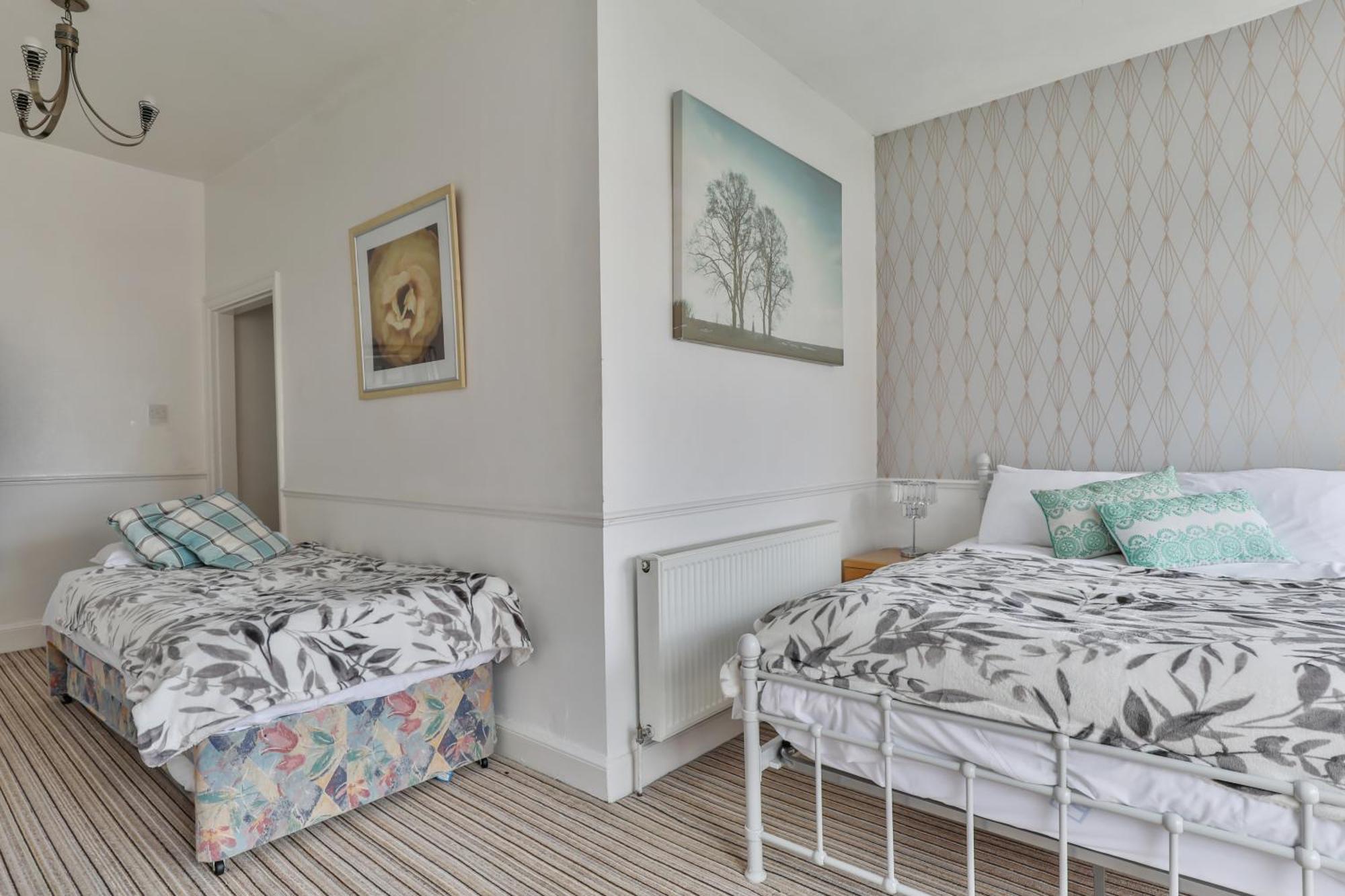 Serenity Guest House Scarborough Buitenkant foto